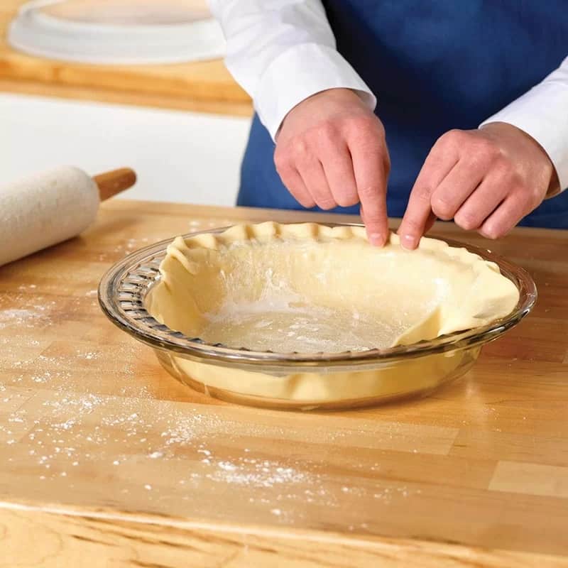 Anchor Hocking Deep Pie Glass Pan Wide Fluted Edge & Expandable Cover24cm - Image 3